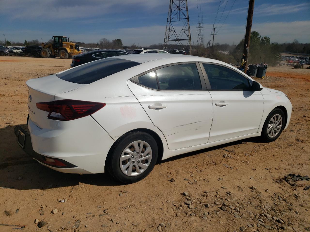 2019 HYUNDAI ELANTRA SE - Фото 3