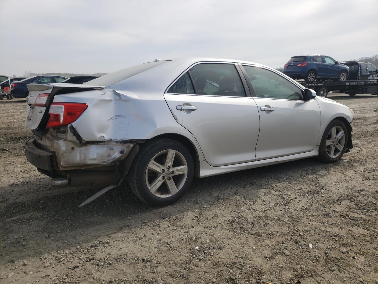 2012 TOYOTA CAMRY BASE - Фото 3