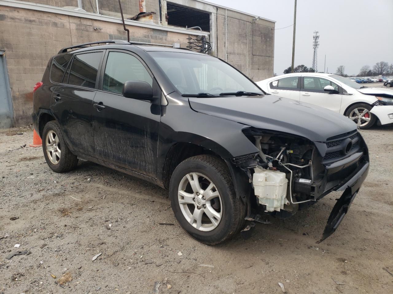 2011 TOYOTA RAV4 - Фото 4