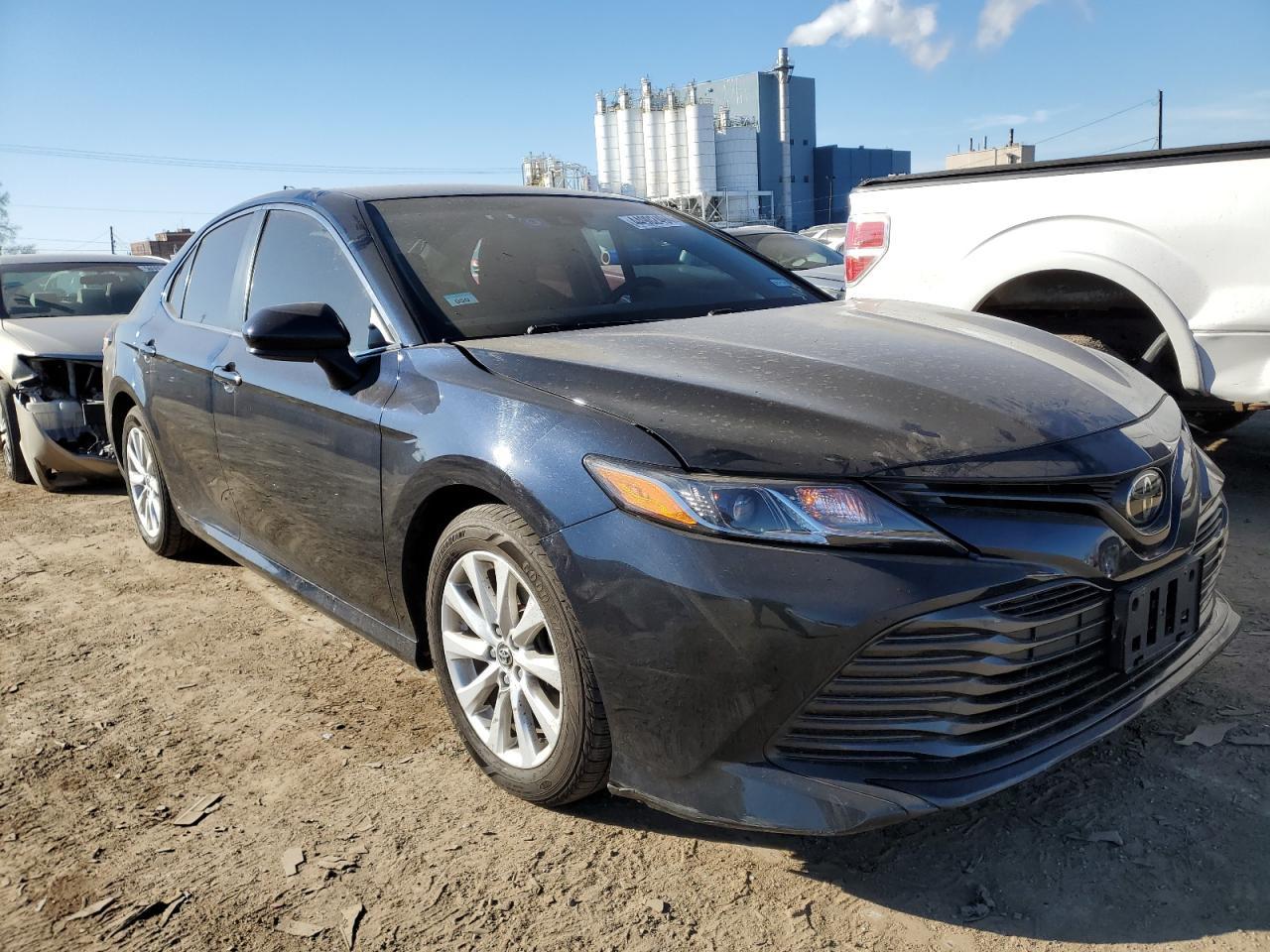 2018 TOYOTA CAMRY L - Image 4