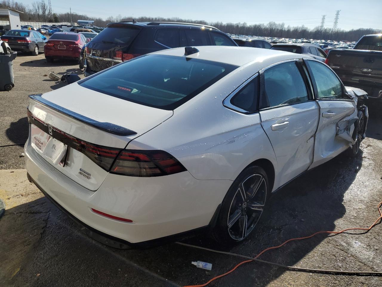 2023 HONDA ACCORD HYB - Image 3