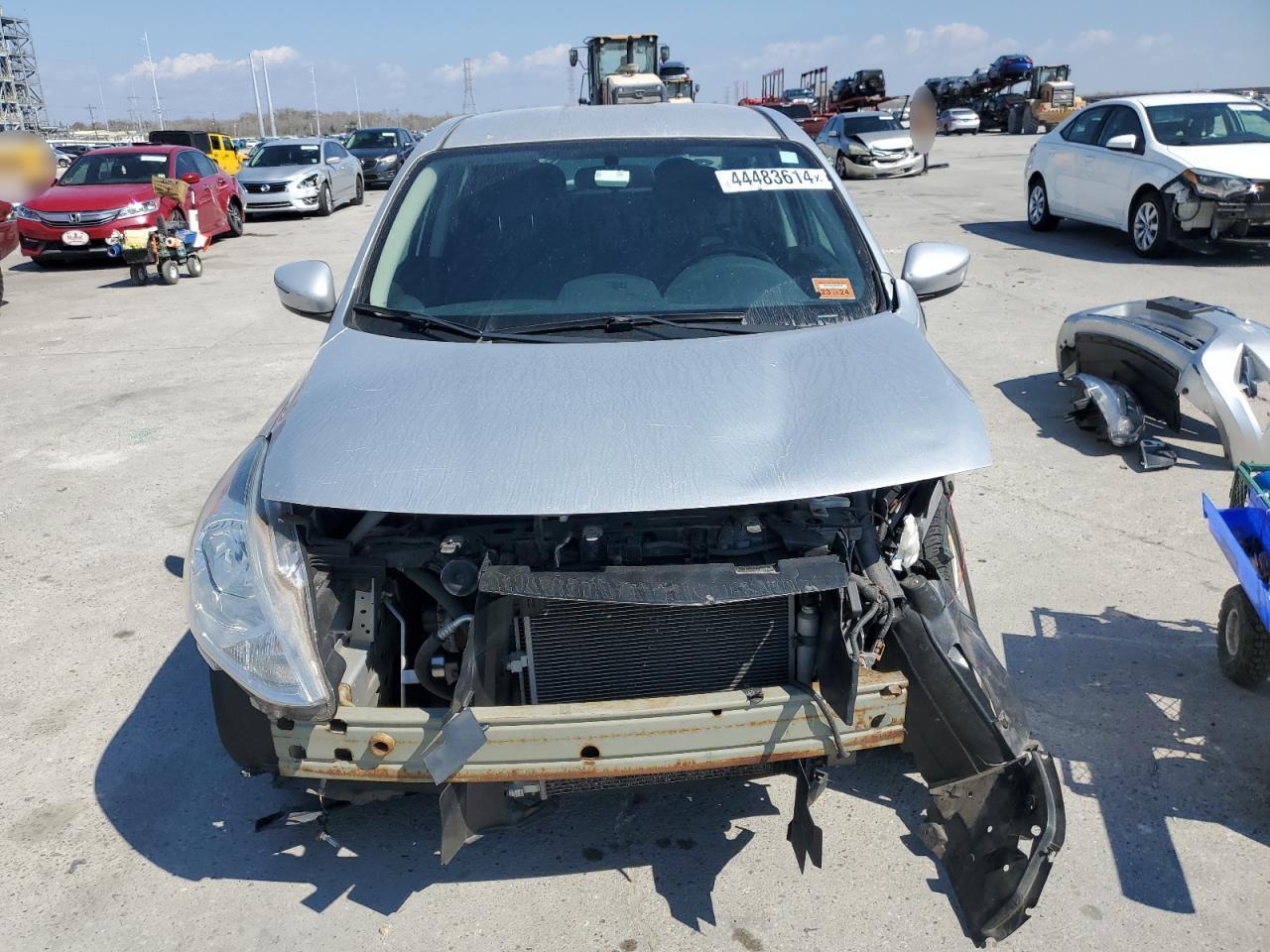 2016 NISSAN VERSA S - Image 5
