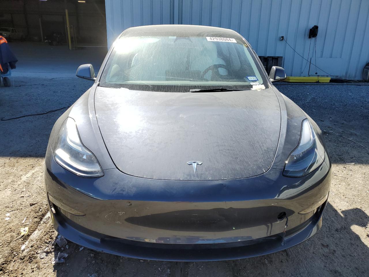 2023 TESLA MODEL 3 - Image 5