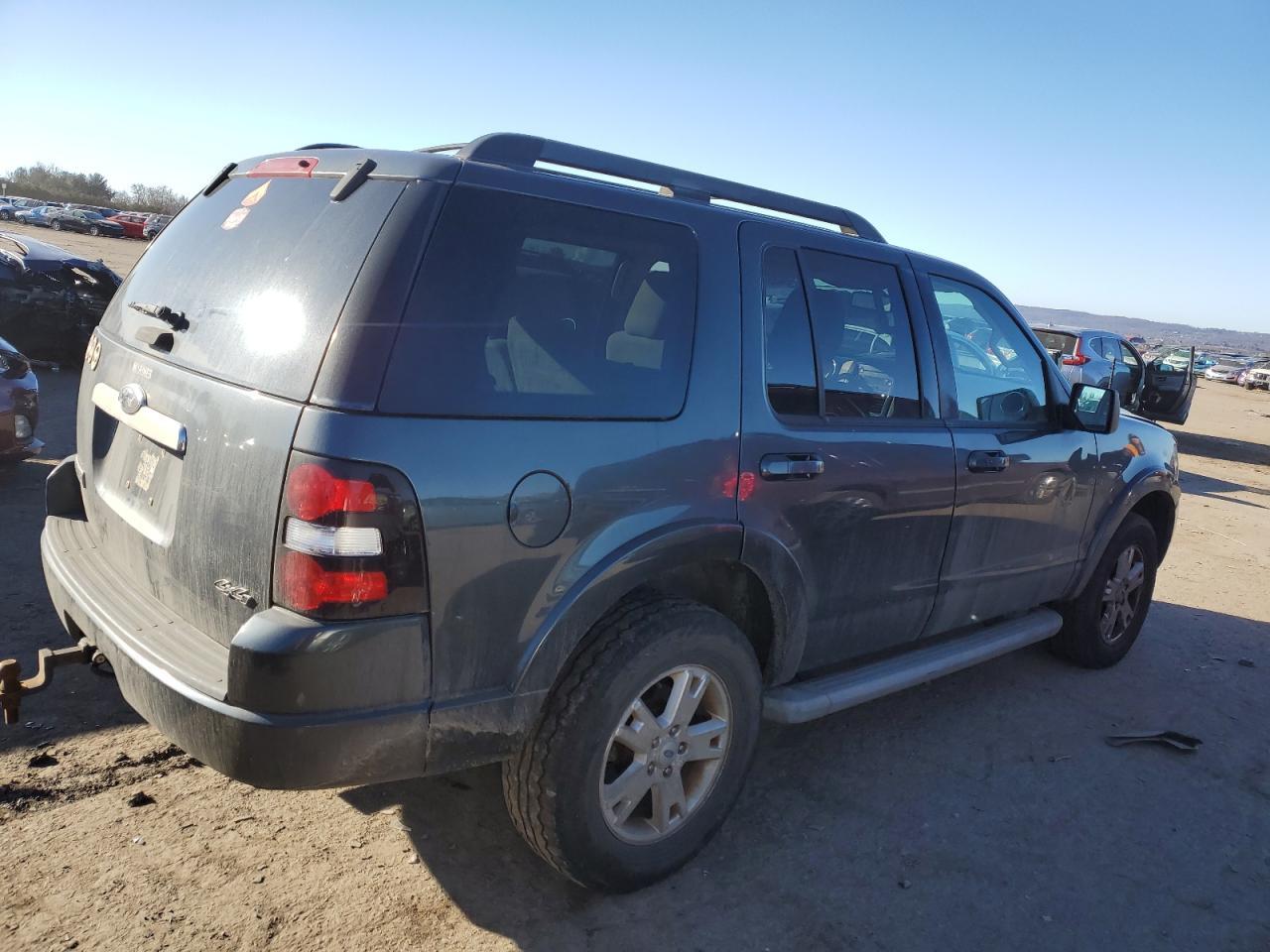 2010 FORD EXPLORER X - Фото 3