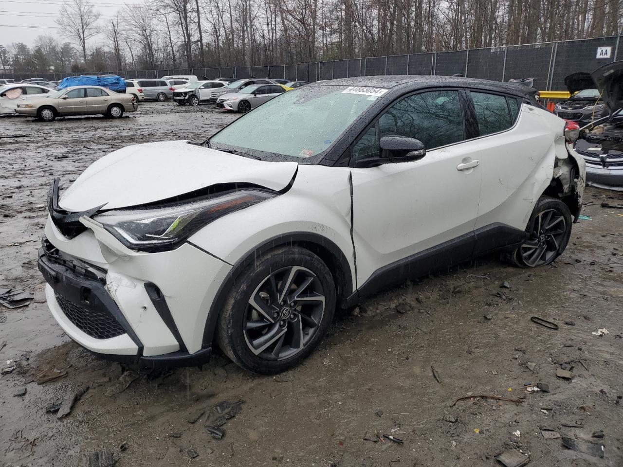 2021 TOYOTA C-HR XLE
