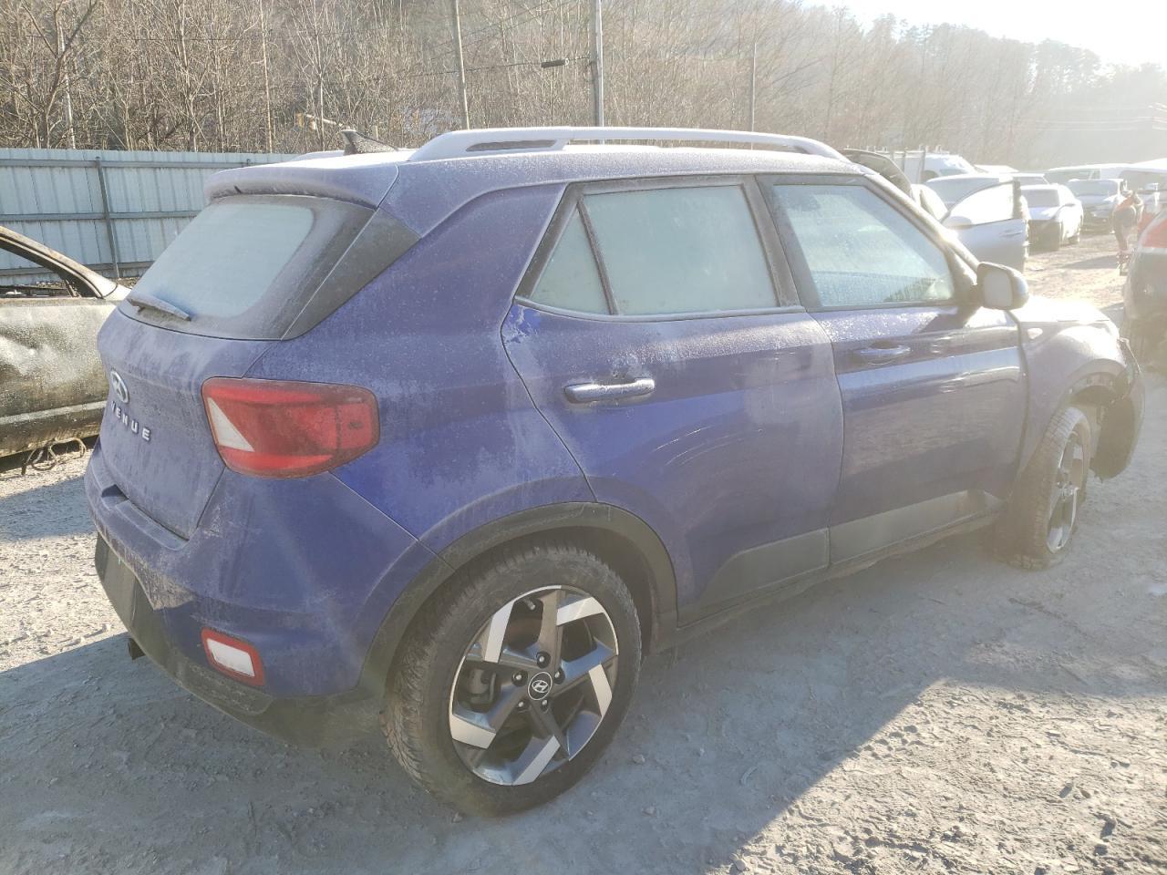 2022 HYUNDAI VENUE SEL - Фото 3