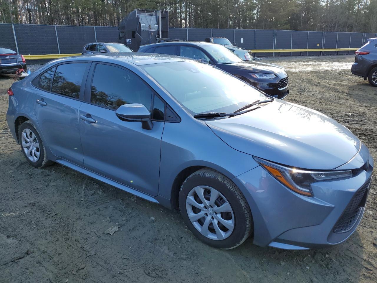 2020 TOYOTA COROLLA LE - Фото 4