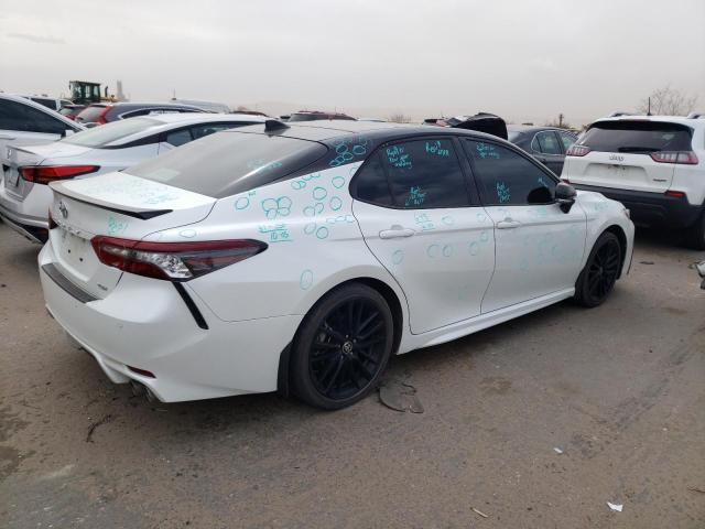 2022 Toyota Camry Xse - Фото 3