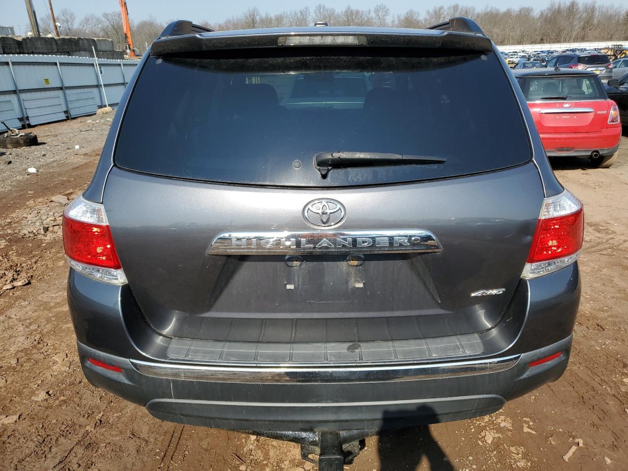 2011 TOYOTA HIGHLANDER - Фото 6