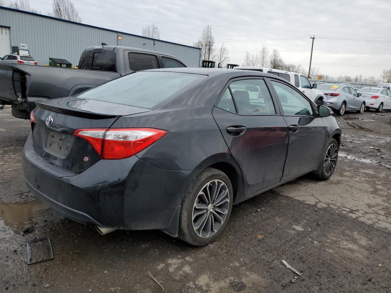 2015 TOYOTA COROLLA L - Фото 3