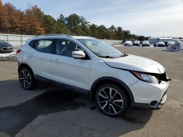 2017 Nissan Rogue Sport S - Фото 4