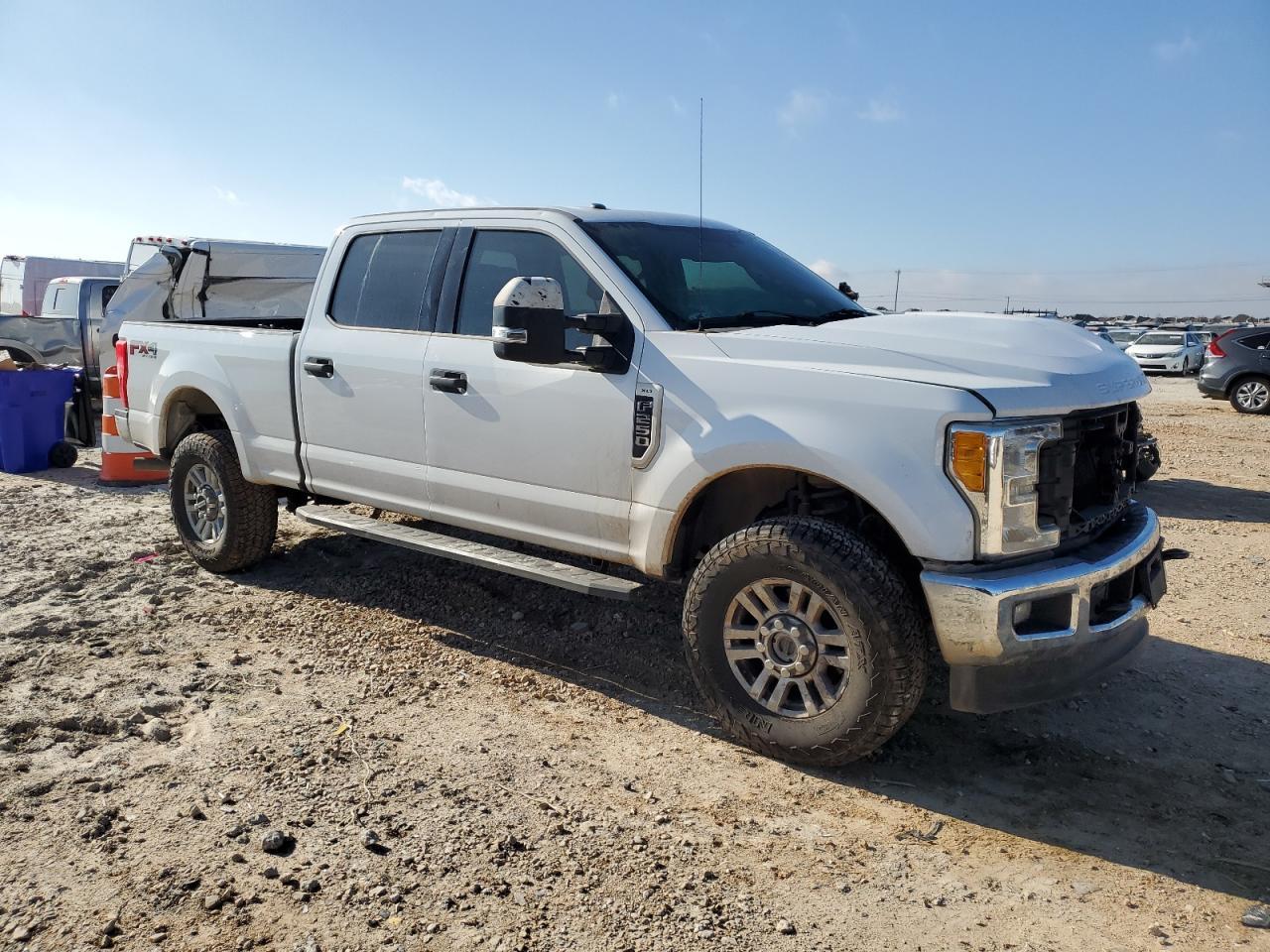2017 FORD F250 SUPER - Image 4