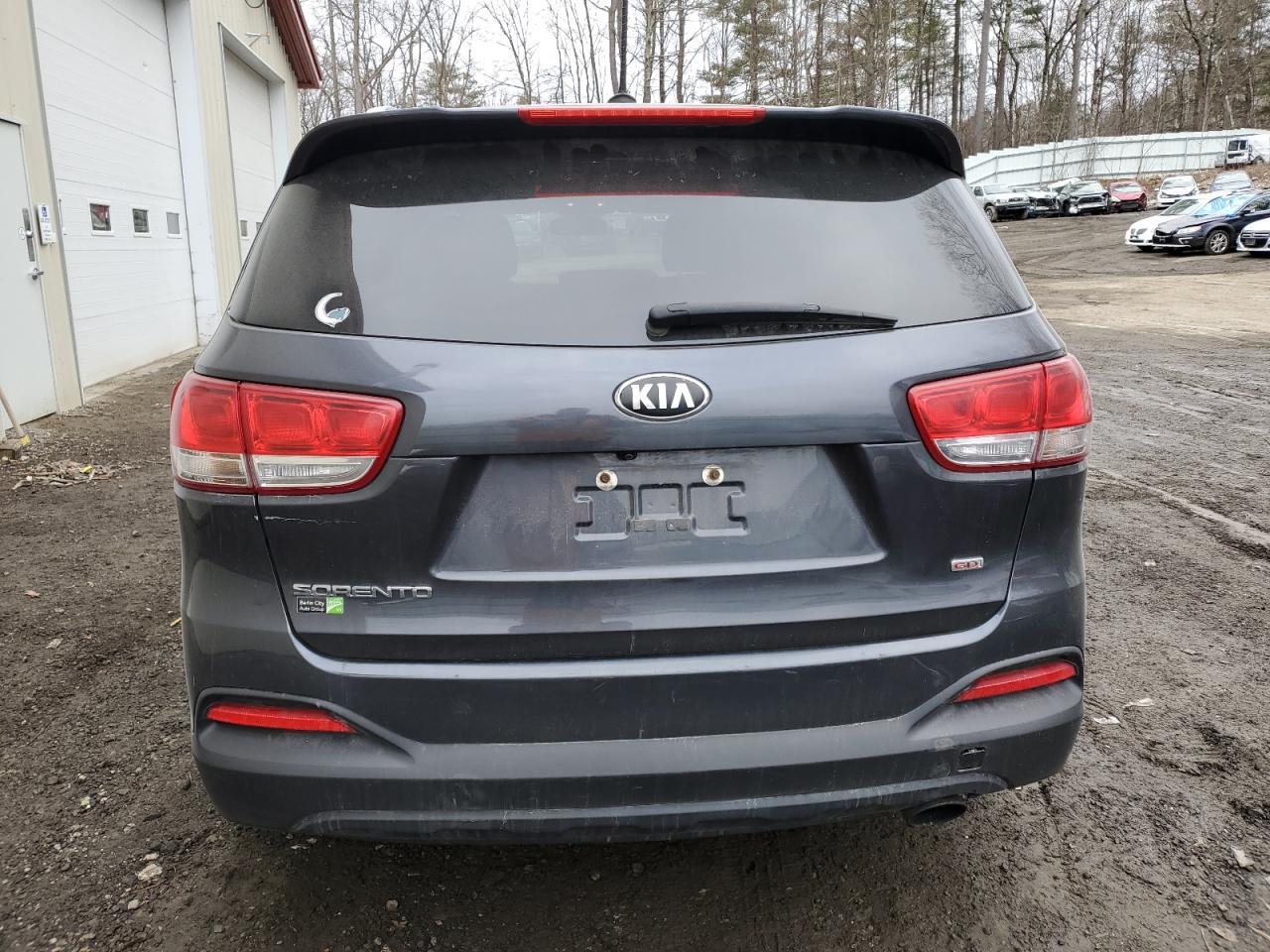 2017 KIA SORENTO LX - Фото 6