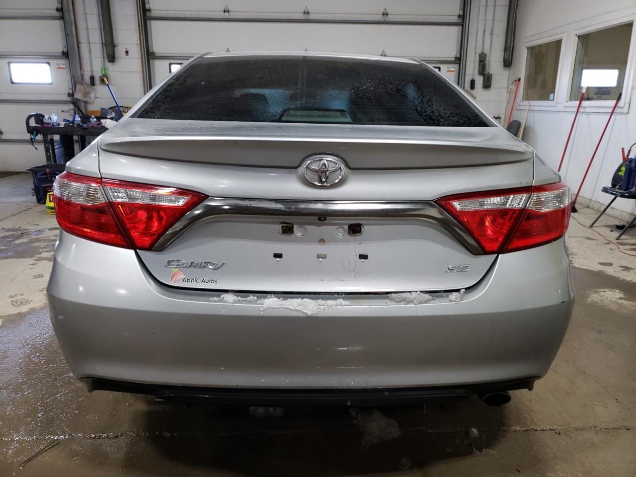 2015 TOYOTA CAMRY LE - Image 6
