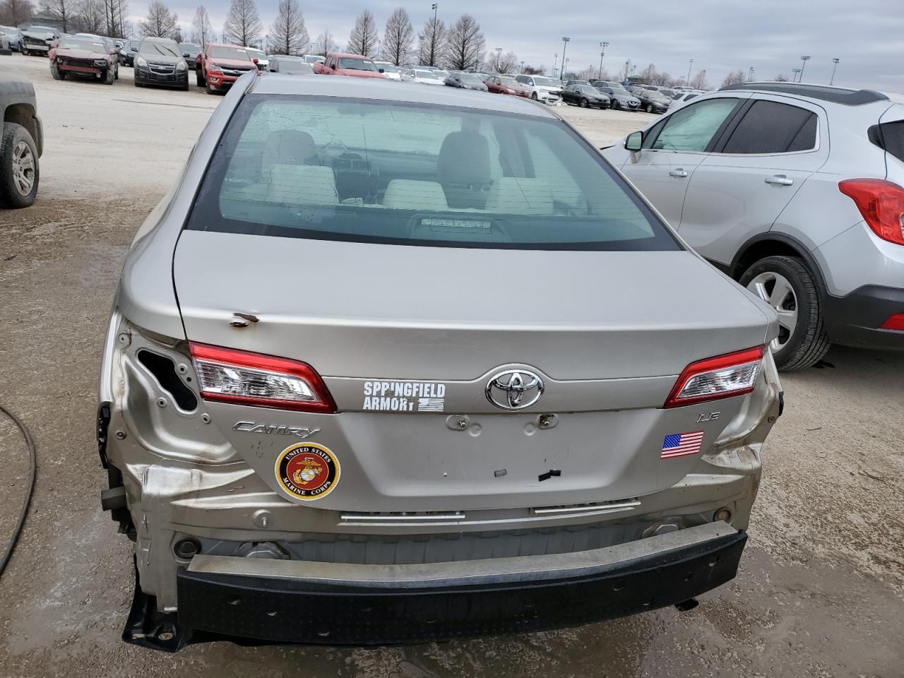 2013 TOYOTA CAMRY L - Image 6