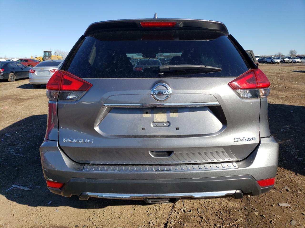 2017 NISSAN ROGUE S - Фото 6