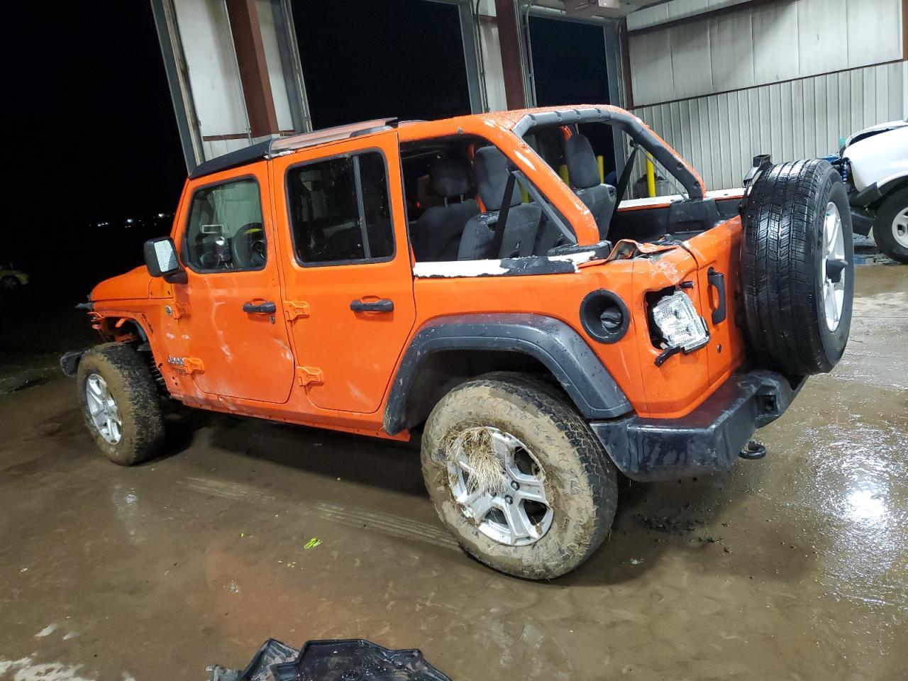 2019 JEEP WRANGLER U - Фото 2