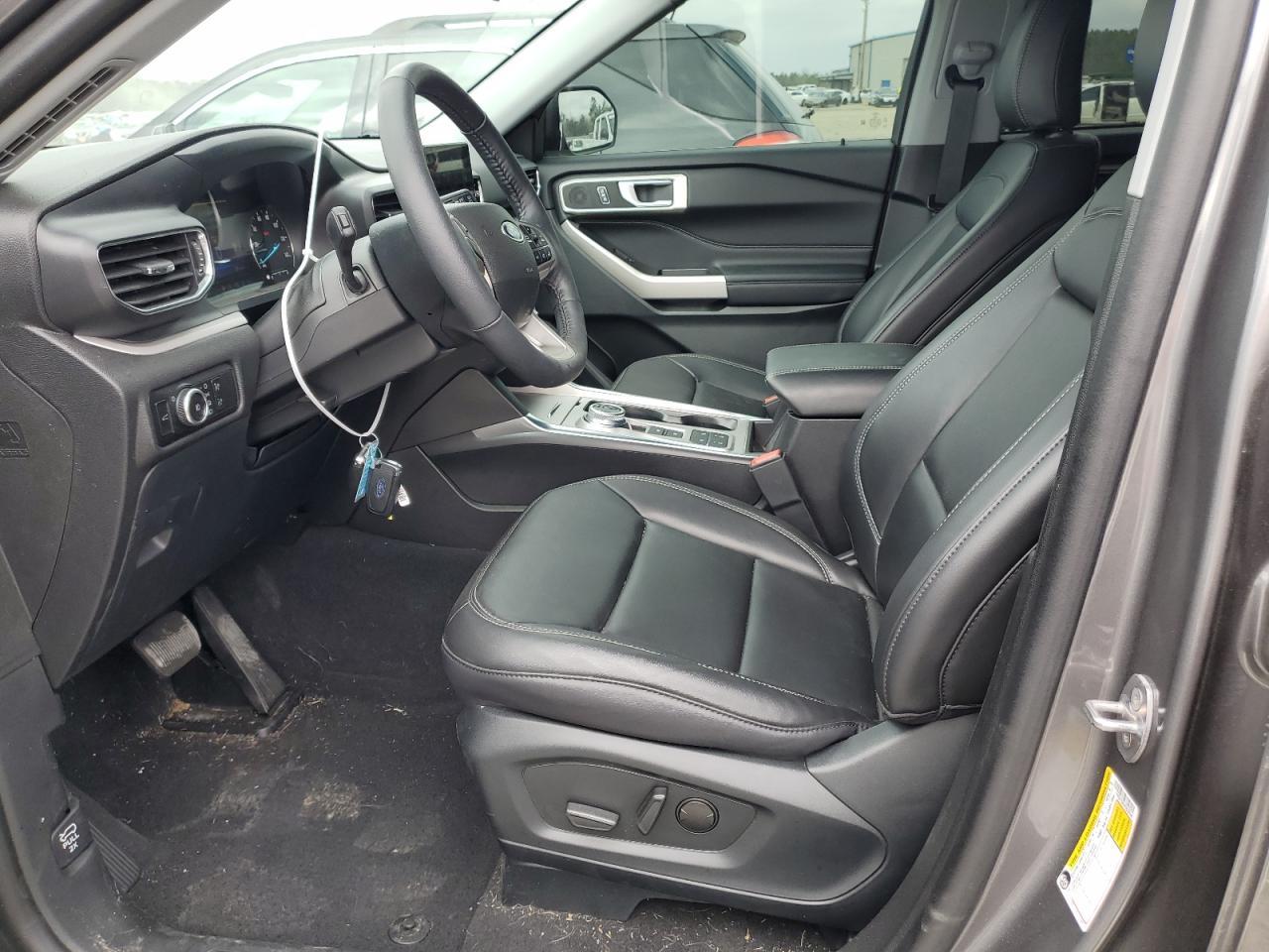 2023 FORD EXPLORER X - Image 7
