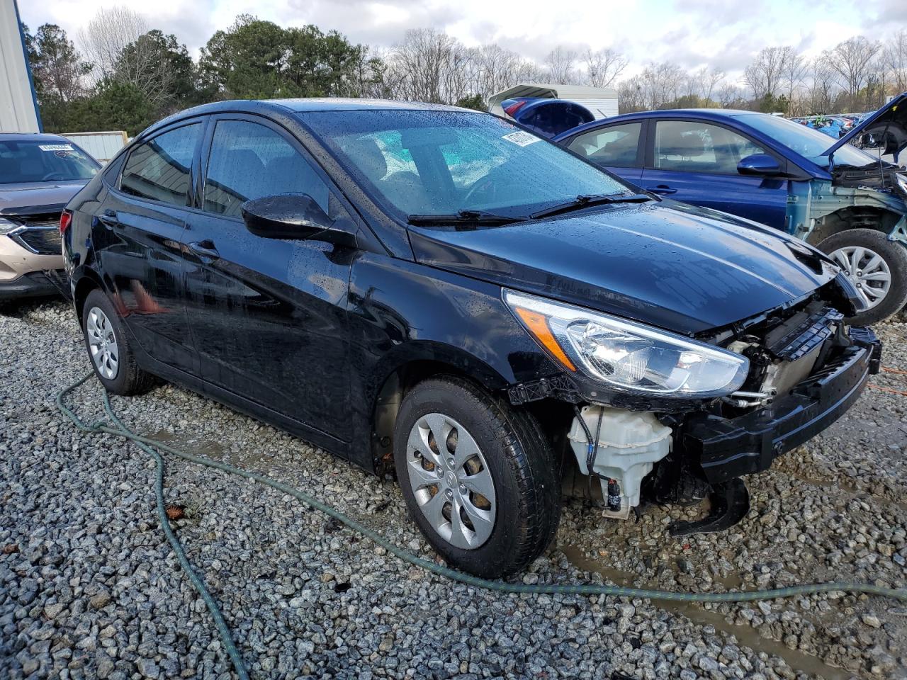 2017 HYUNDAI ACCENT SE - Фото 4
