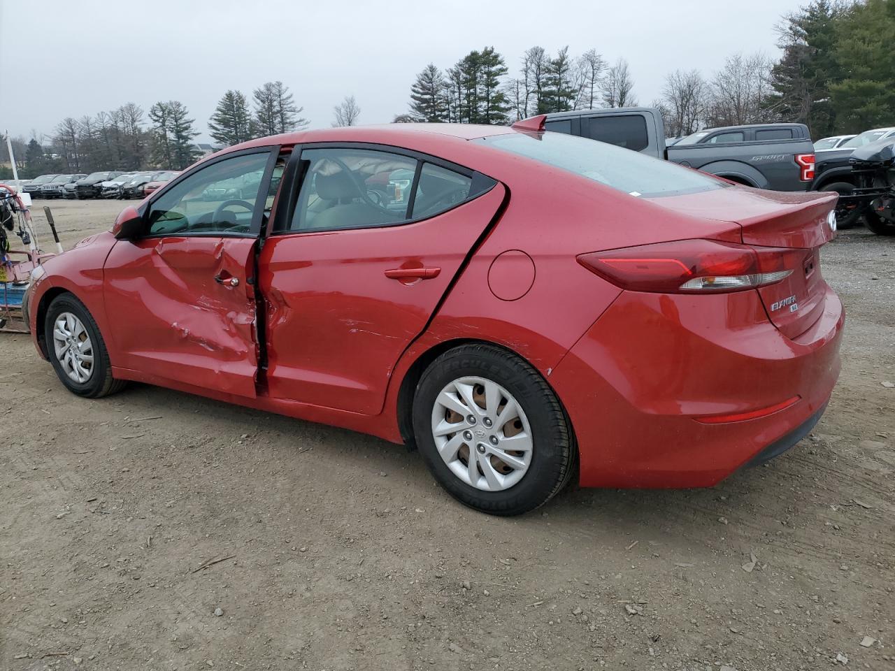 2018 HYUNDAI ELANTRA SE - Image 2