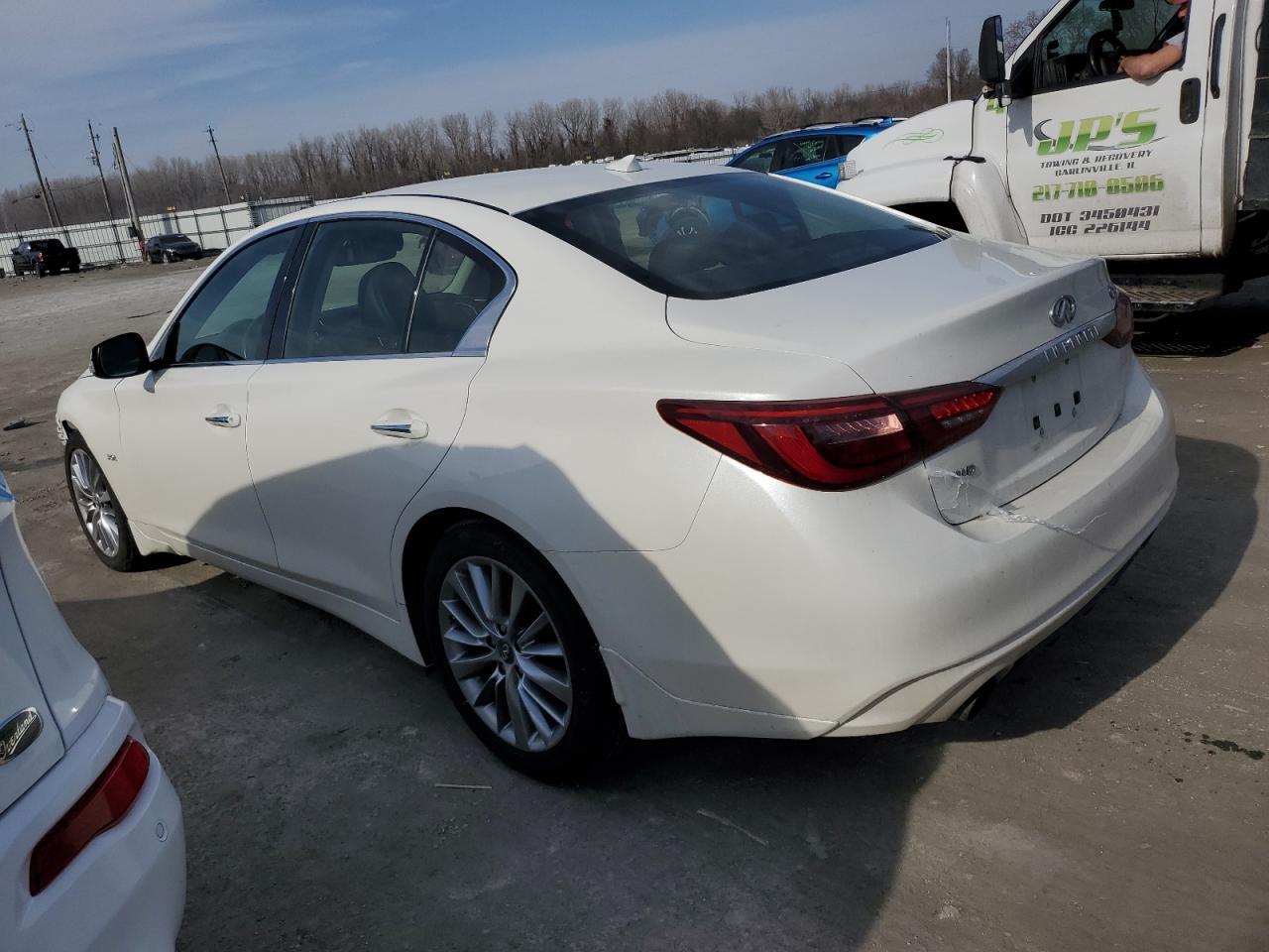 2018 INFINITI Q50 LUXE - Image 2