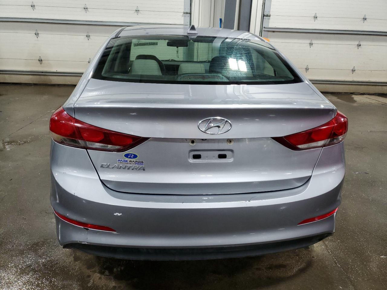 2017 HYUNDAI ELANTRA SE - Фото 6