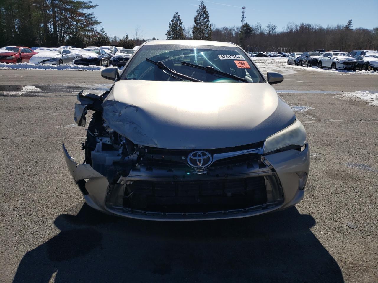 2016 TOYOTA CAMRY LE - Image 5