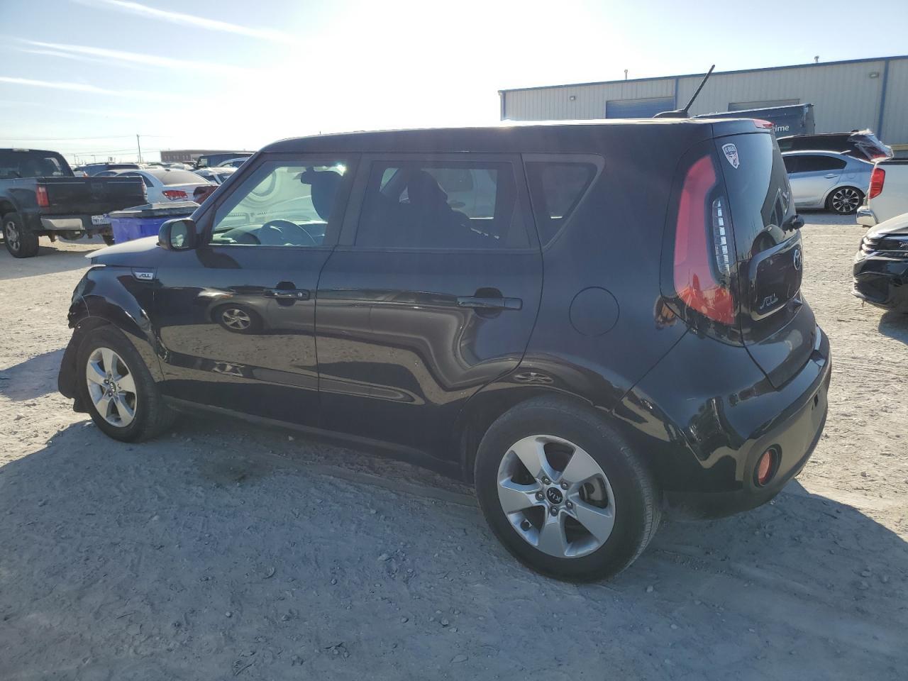 2017 KIA SOUL - Фото 2