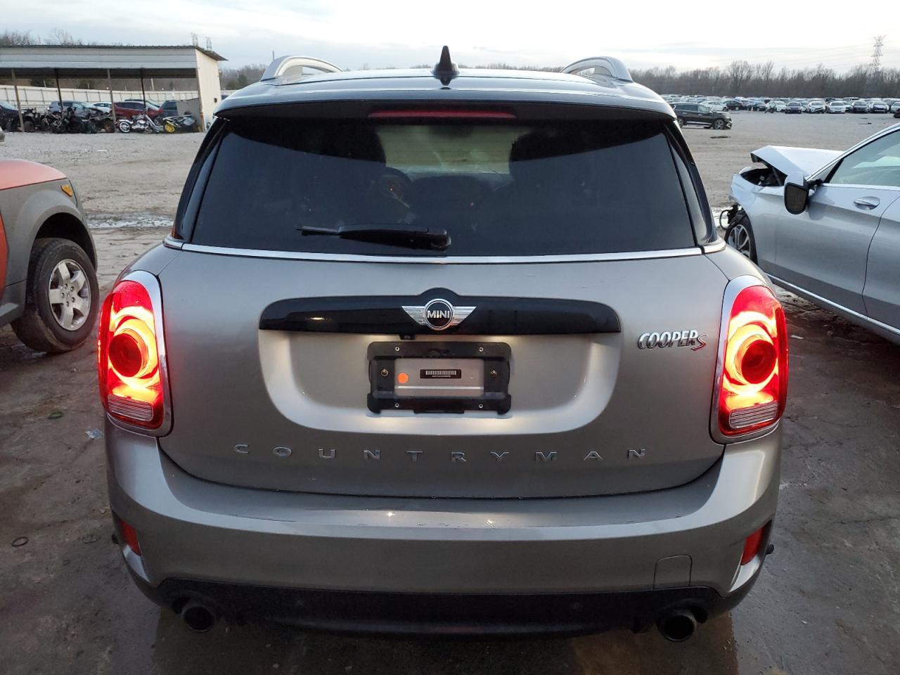 2017 MINI COOPER S C - Image 6