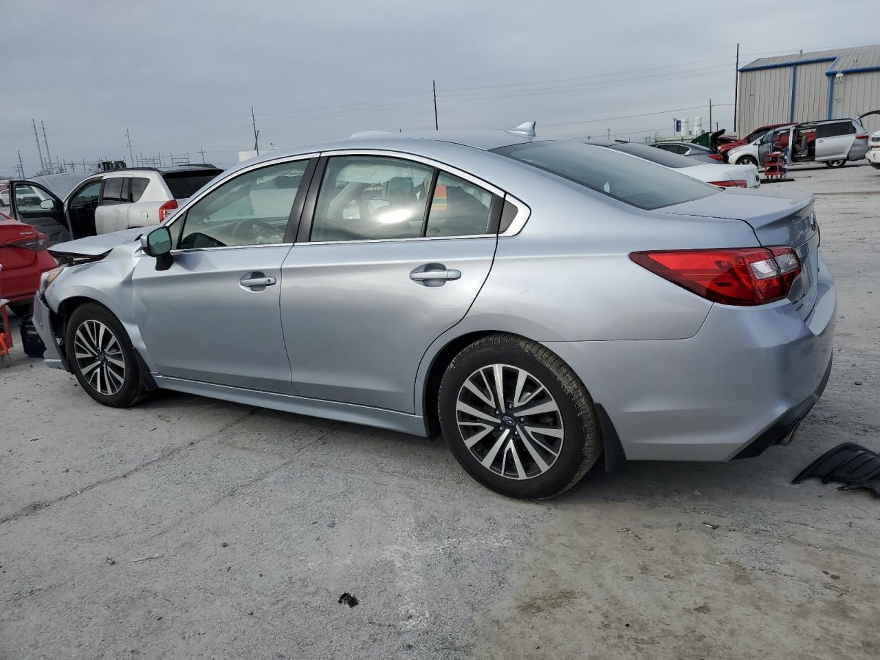 2019 SUBARU LEGACY 2.5 - Image 2