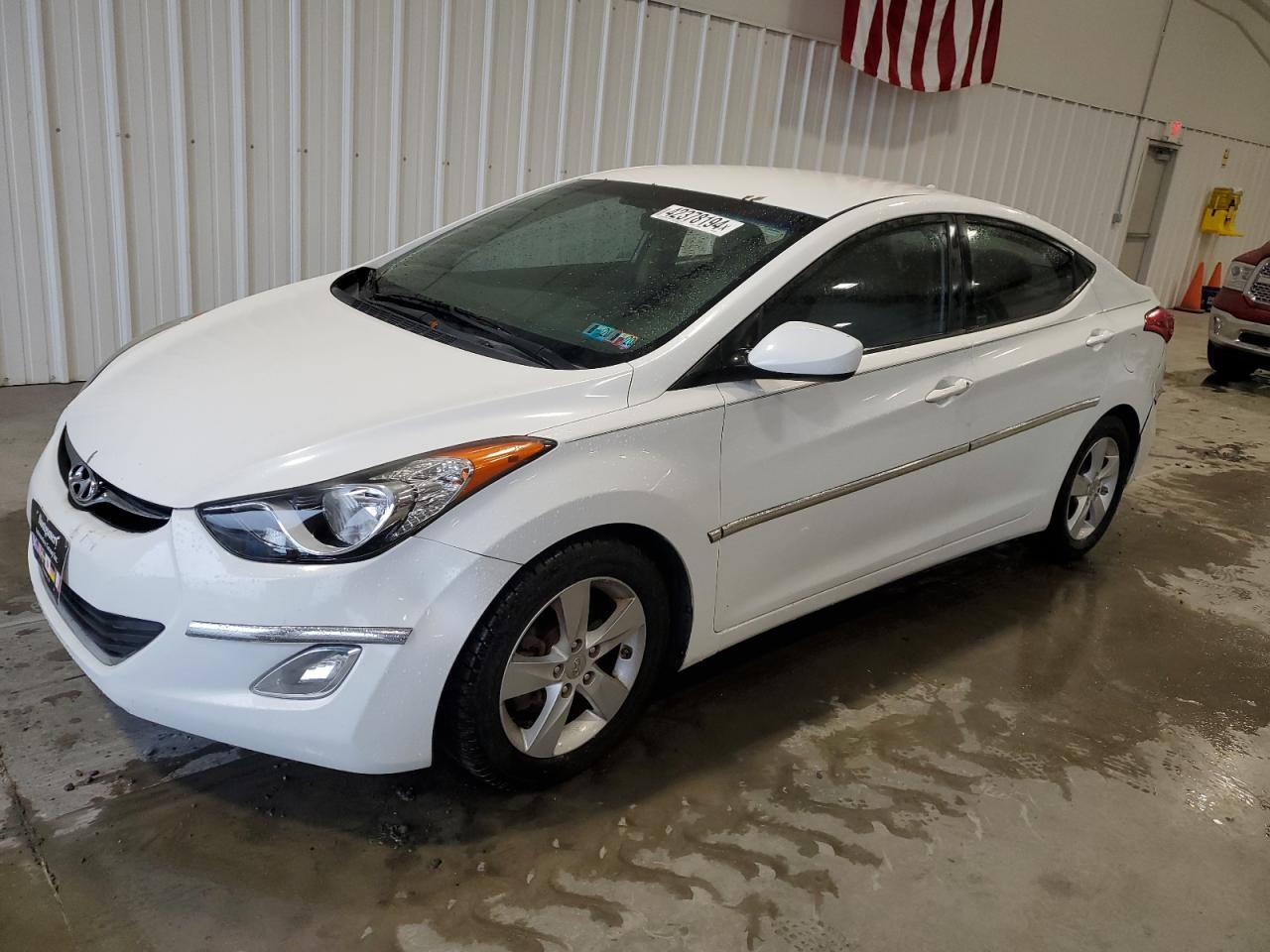 2013 HYUNDAI ELANTRA GL