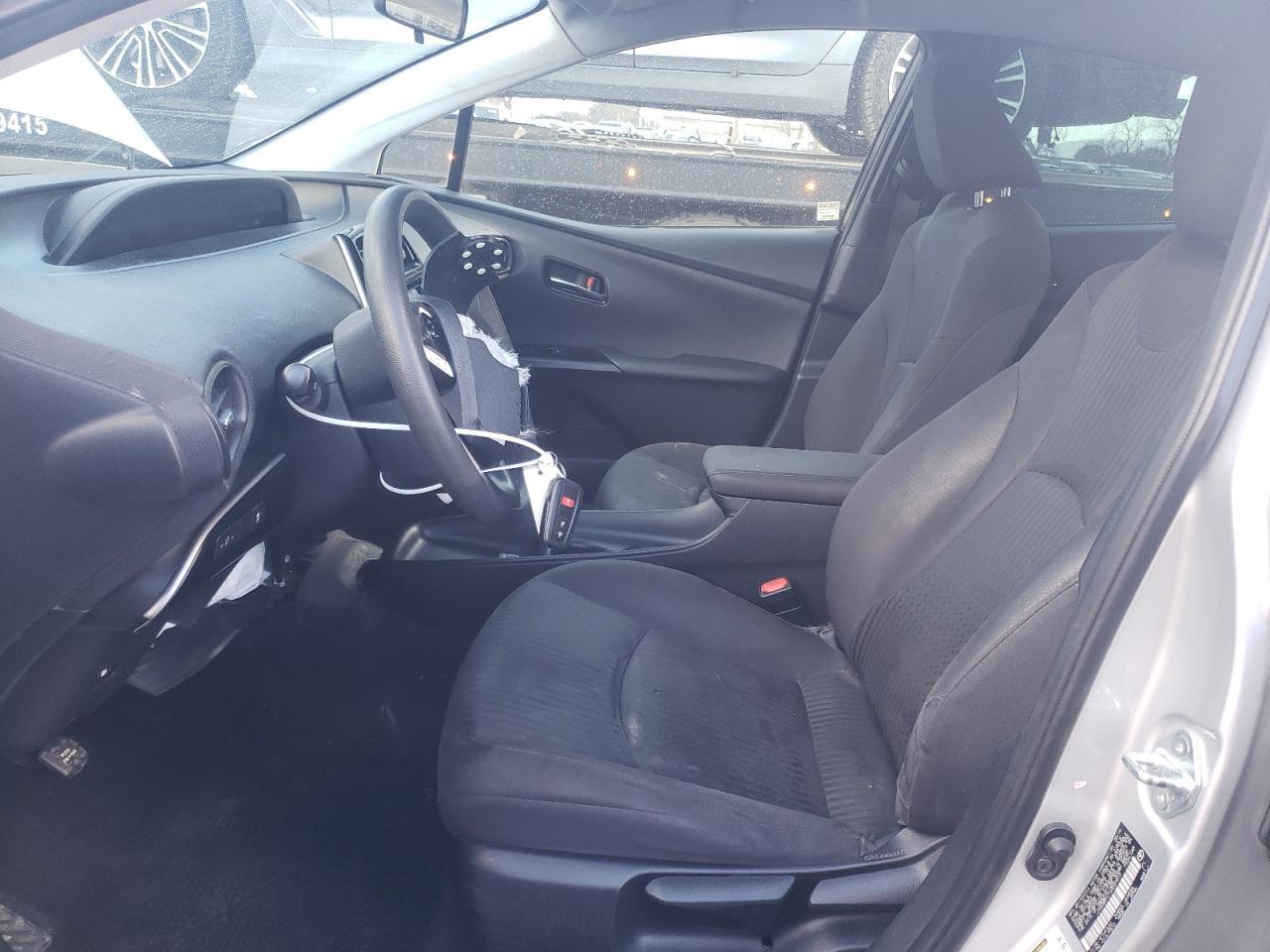 2016 TOYOTA PRIUS - Фото 7