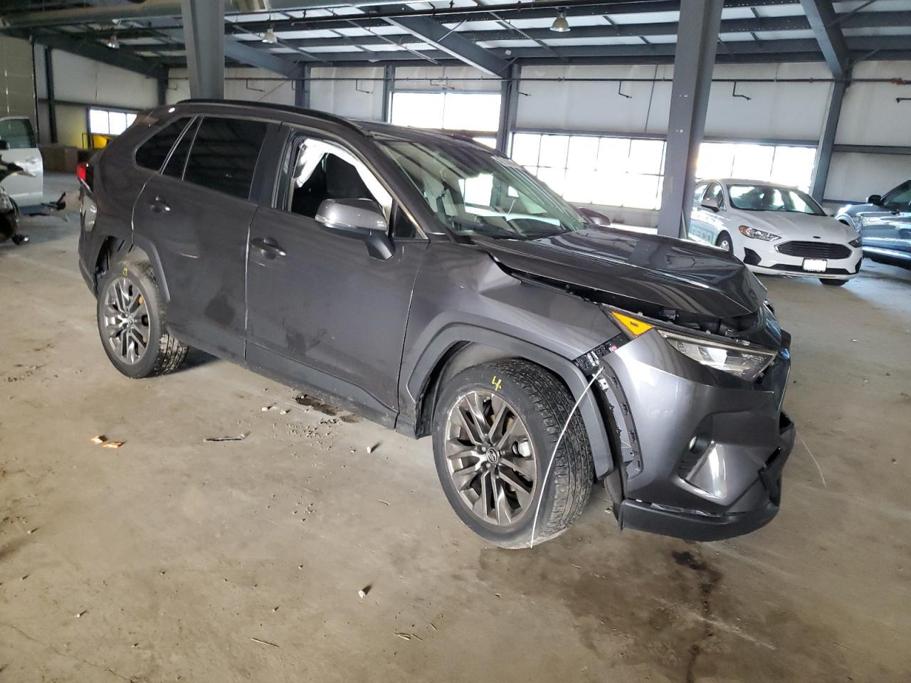 2019 TOYOTA RAV4 XLE P - Image 4