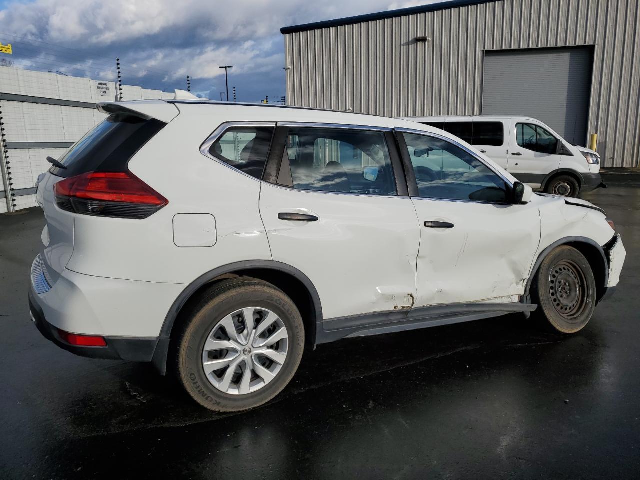2017 NISSAN ROGUE S - Image 3