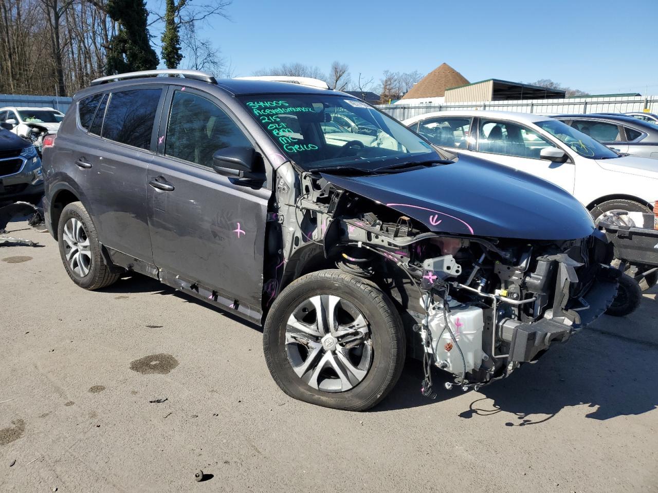 2016 TOYOTA RAV4 LE - Фото 4