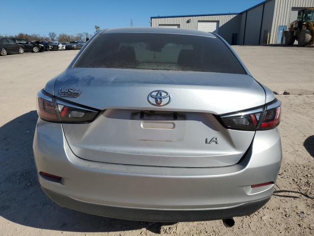 2017 Toyota Yaris Ia - Фото 6