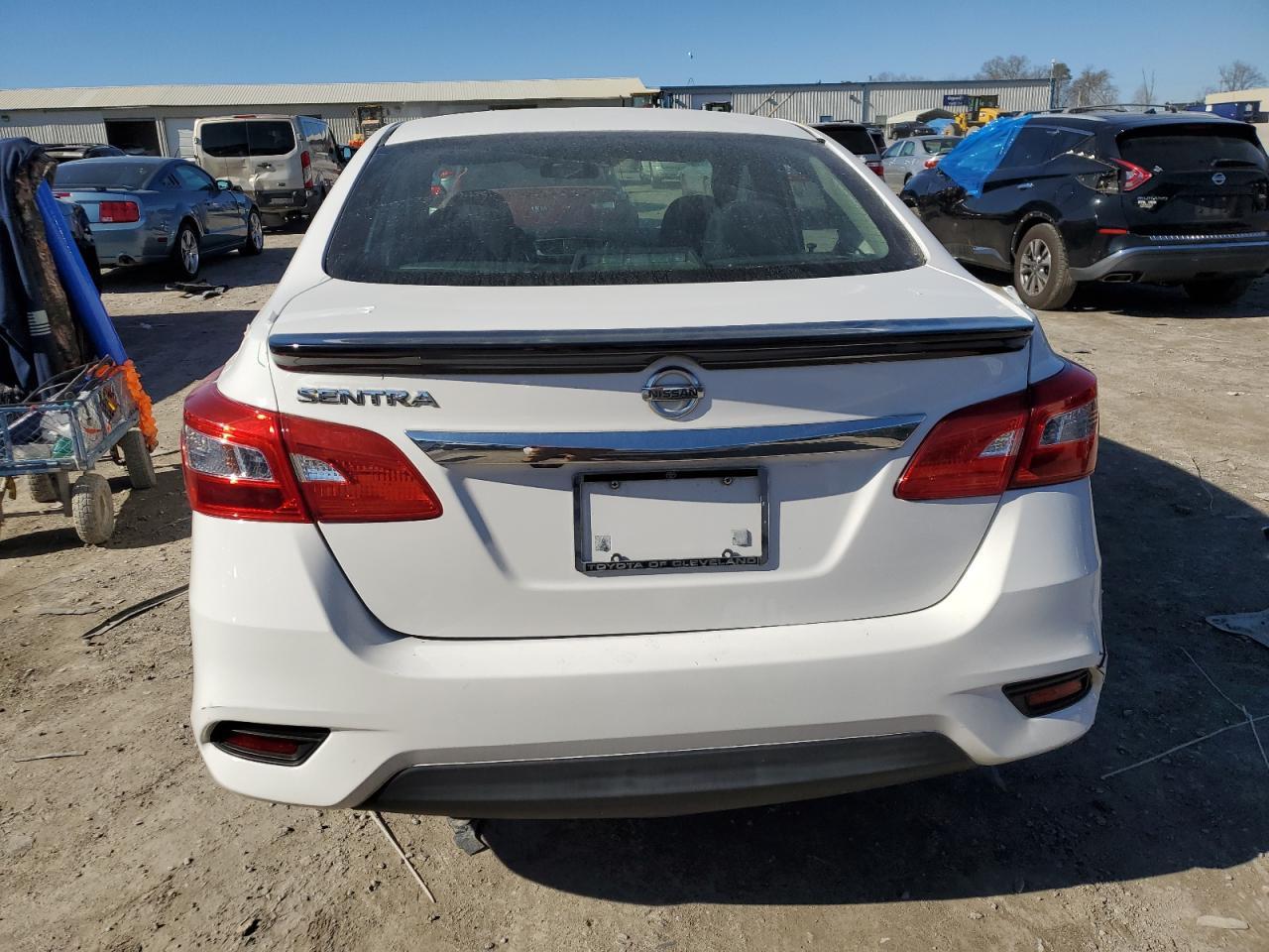 2018 NISSAN SENTRA S - Фото 6