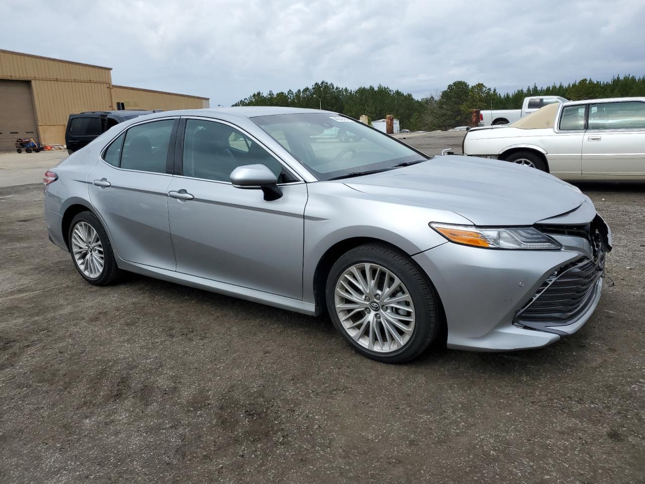 2018 TOYOTA CAMRY L - Фото 4