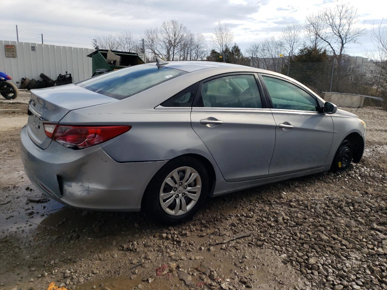2011 HYUNDAI SONATA GLS - Image 3