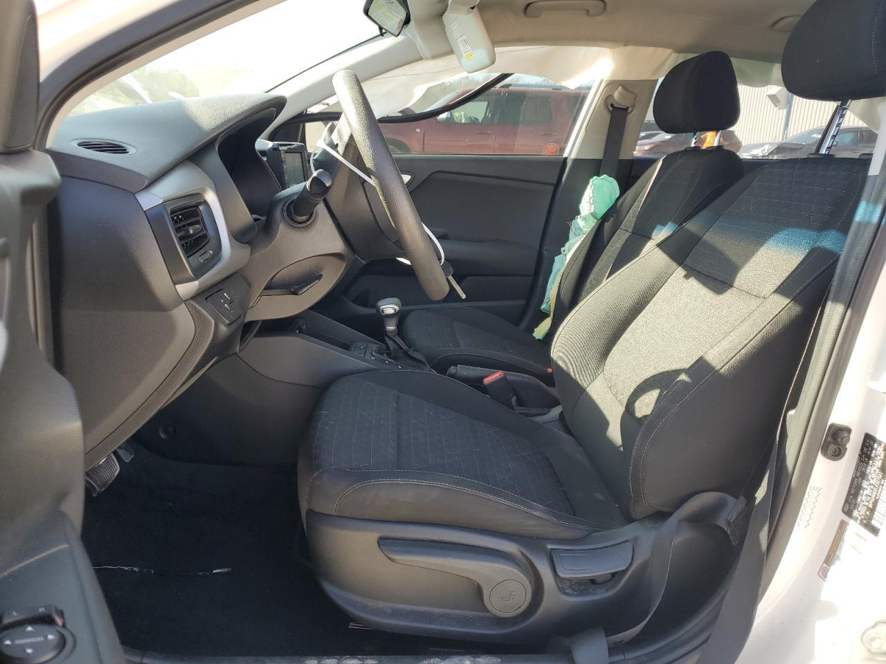 2020 KIA RIO LX - Фото 7