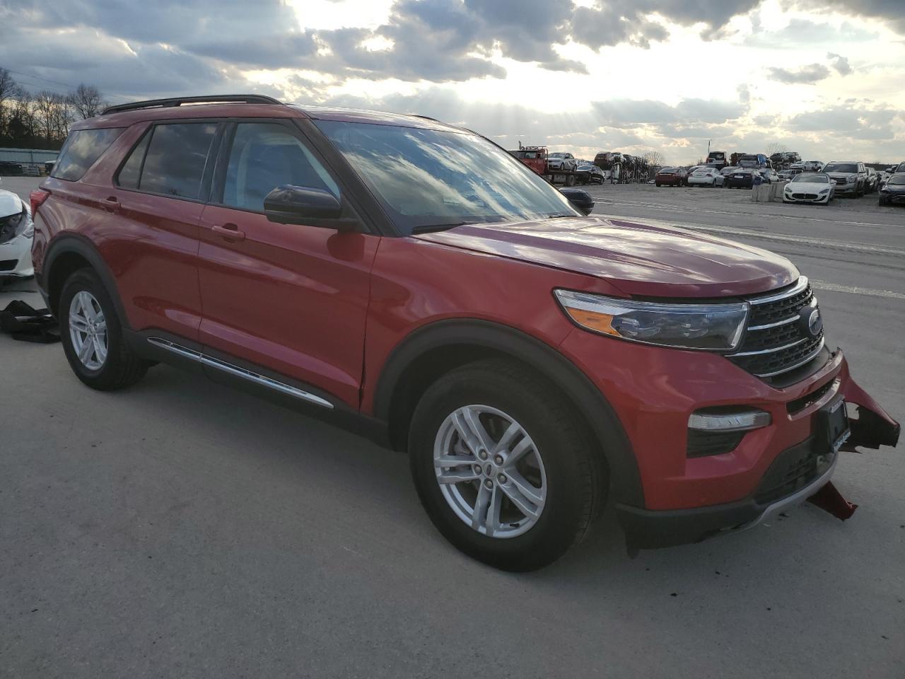 2022 FORD EXPLORER X - Image 4