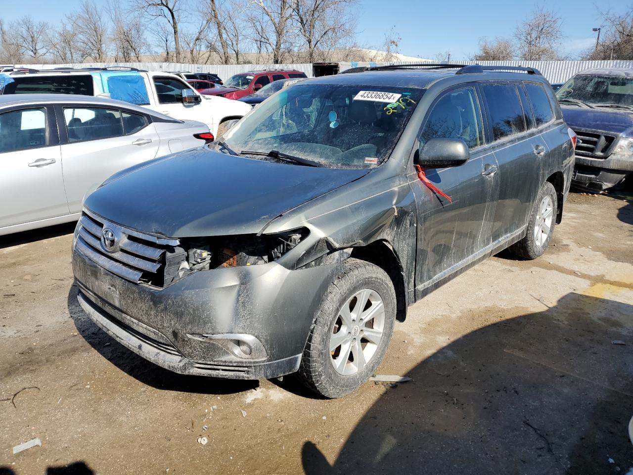 2011 TOYOTA HIGHLANDER
