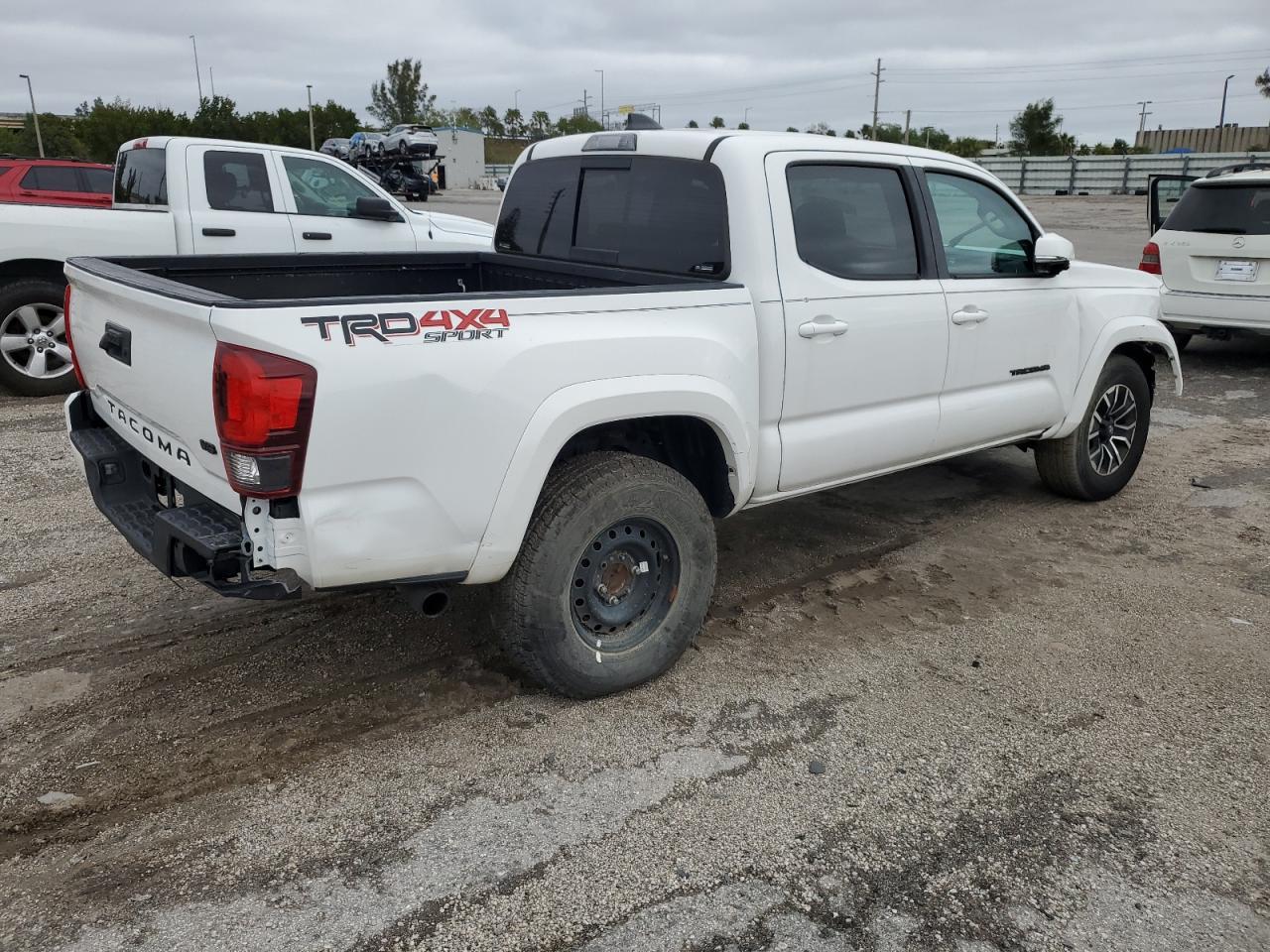 2020 TOYOTA TACOMA DOU - Image 3