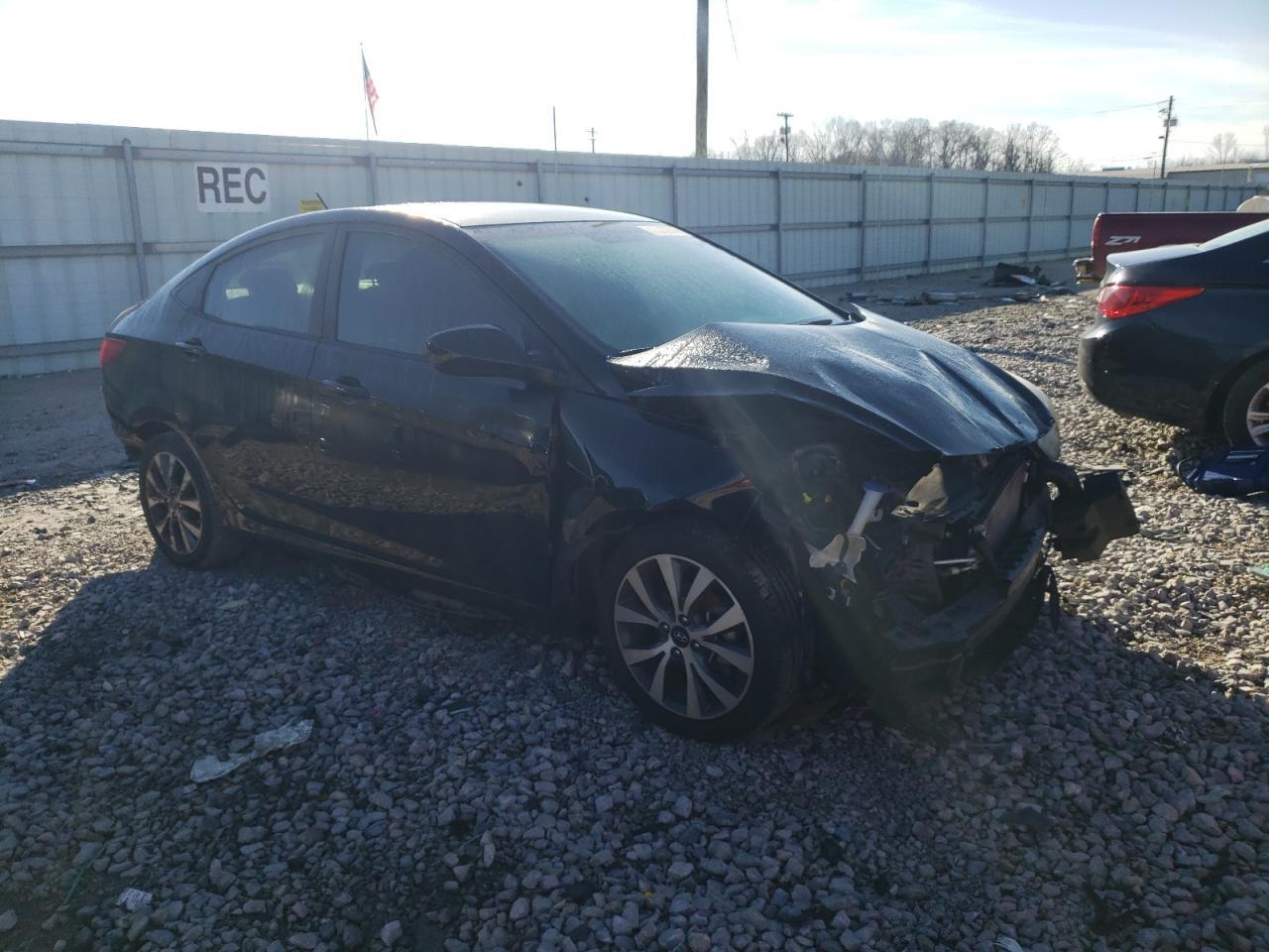 2017 HYUNDAI ACCENT SE - Фото 4