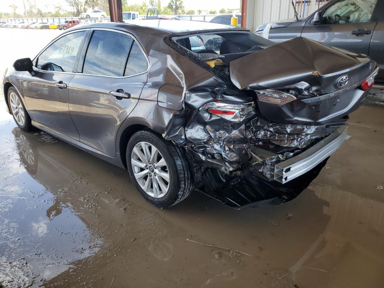 2018 TOYOTA CAMRY L - Фото 2