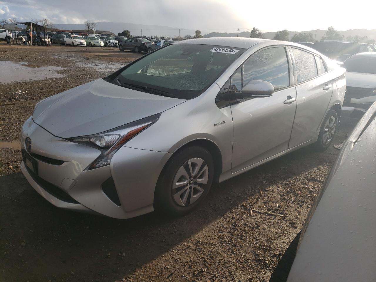 2017 TOYOTA PRIUS car image