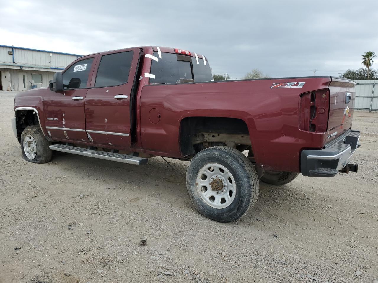 2015 CHEVROLET SILVERADO - Фото 2