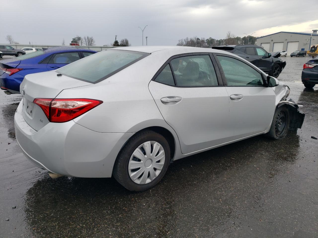 2018 TOYOTA COROLLA L - Image 3