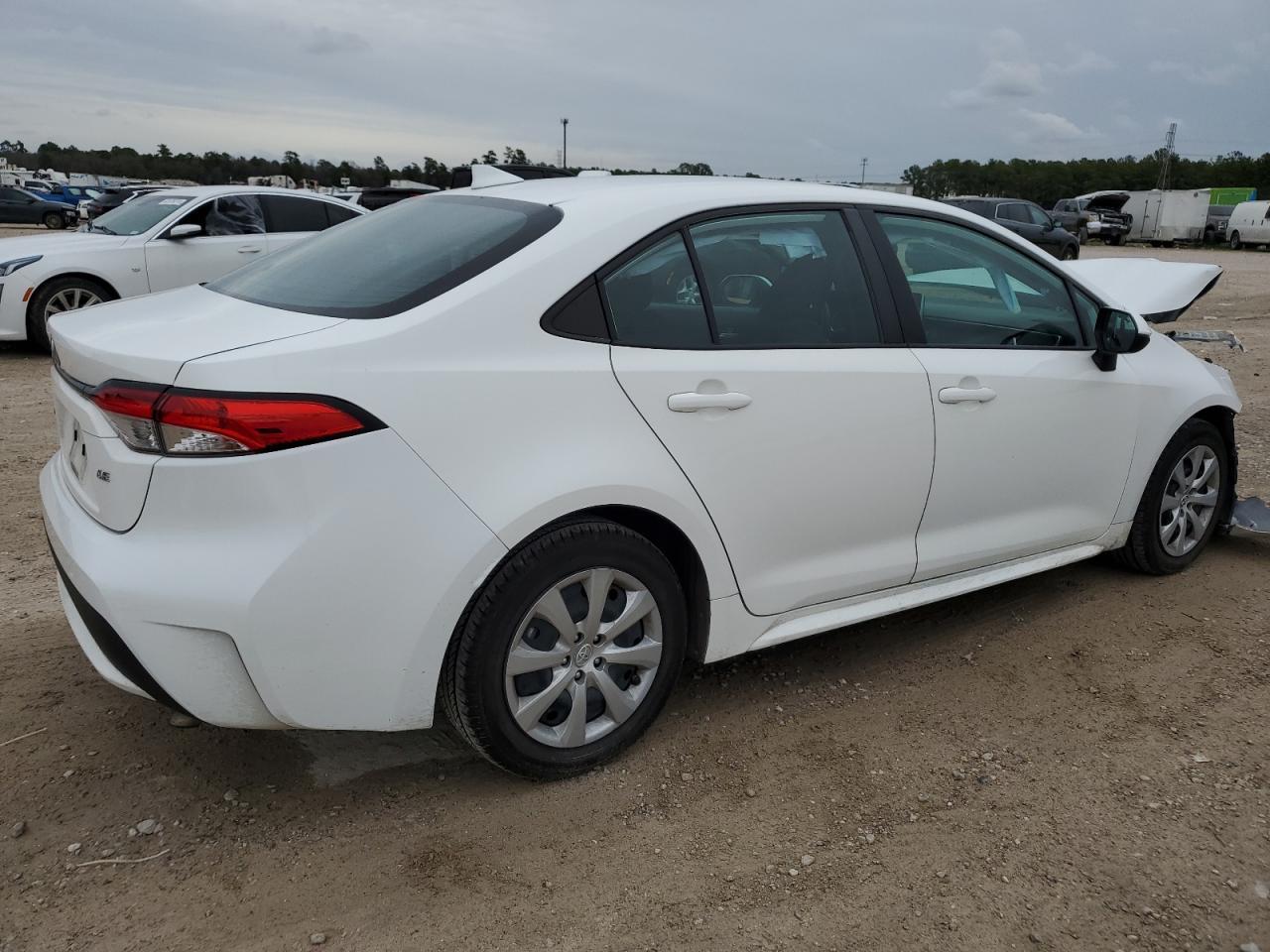 2020 TOYOTA COROLLA LE - Фото 3