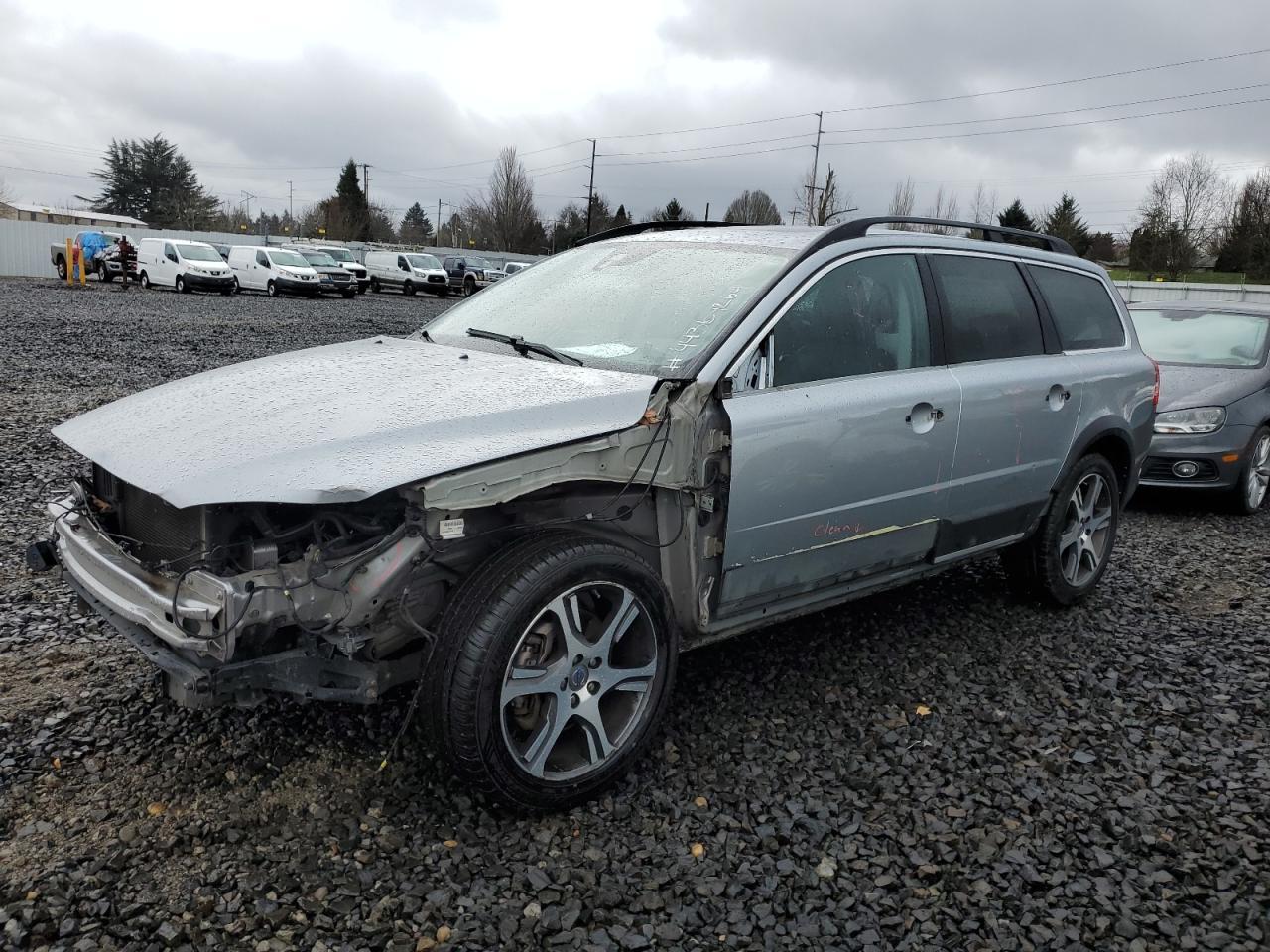 2013 VOLVO XC70 T6 car image